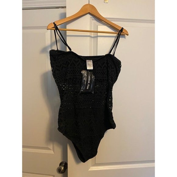 Lookbook Store Bodysuit - Picture 2 of 3